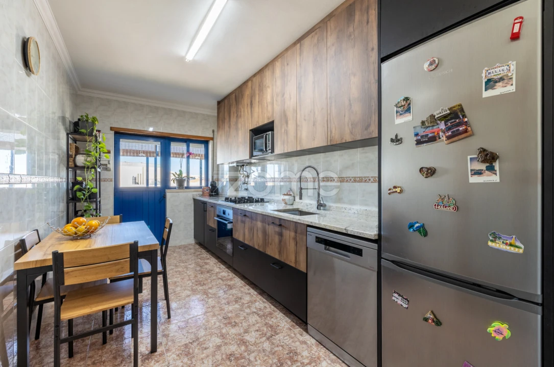 Apartamento T3 para Venda em Marinha Grande Foto 8