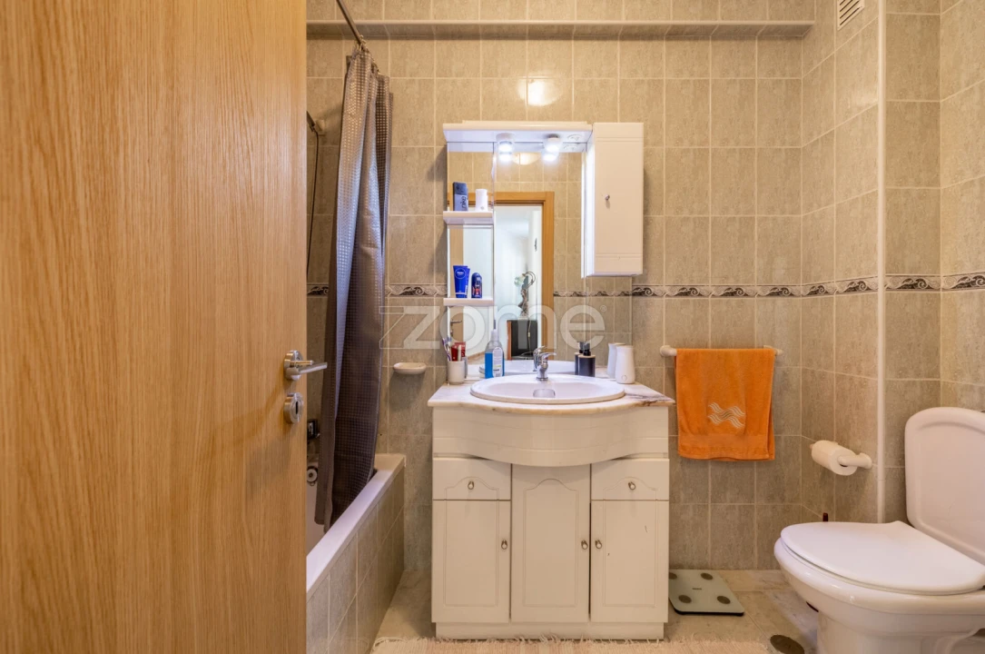 Apartamento T3 para Venda em Marinha Grande Foto 14