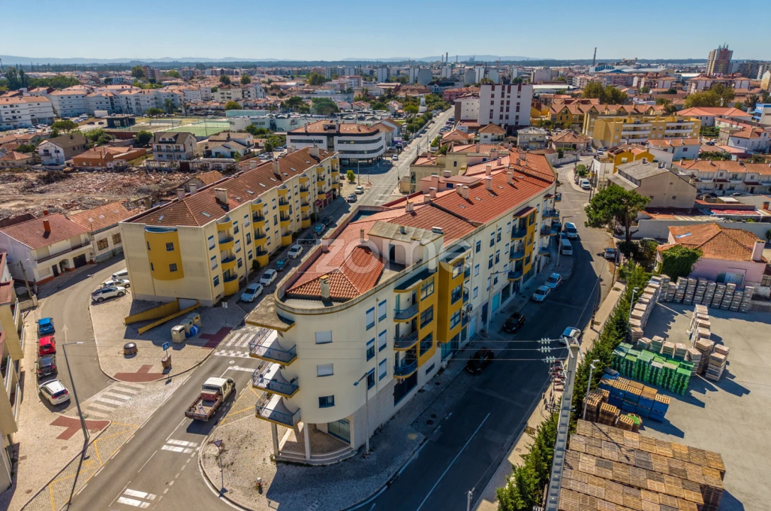 Apartamento T3 para Venda em Marinha Grande Foto 24