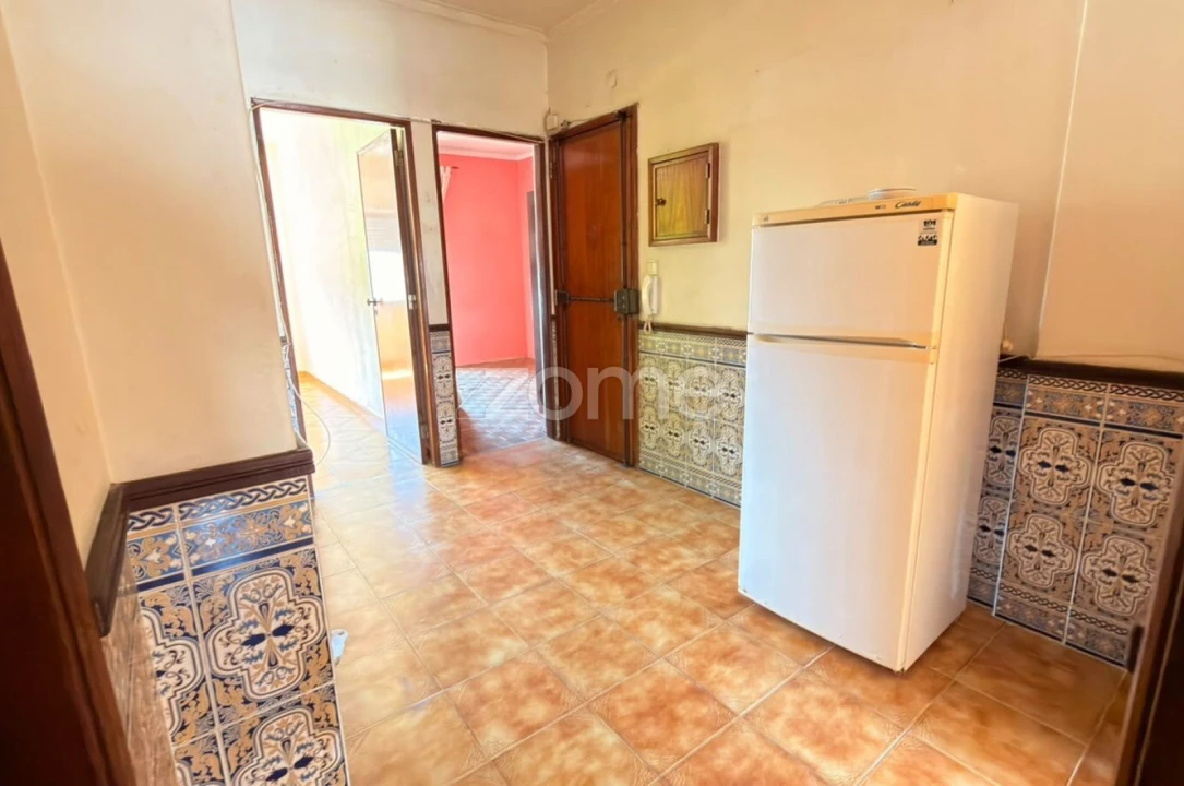 Apartamento T2 para Venda em Agualva e Mira-Sintra Foto 6