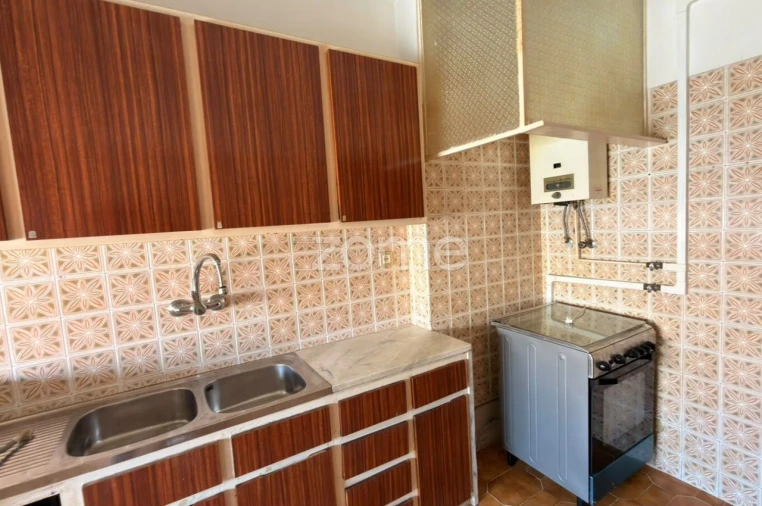Apartamento T2 para Venda em Agualva e Mira-Sintra Foto 10