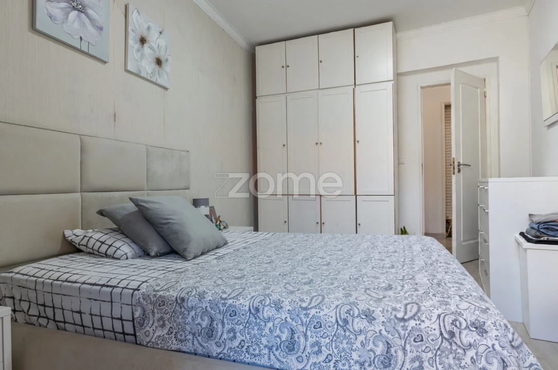 Apartamento T2 para Venda em Laranjeiro e Feijó Foto 3