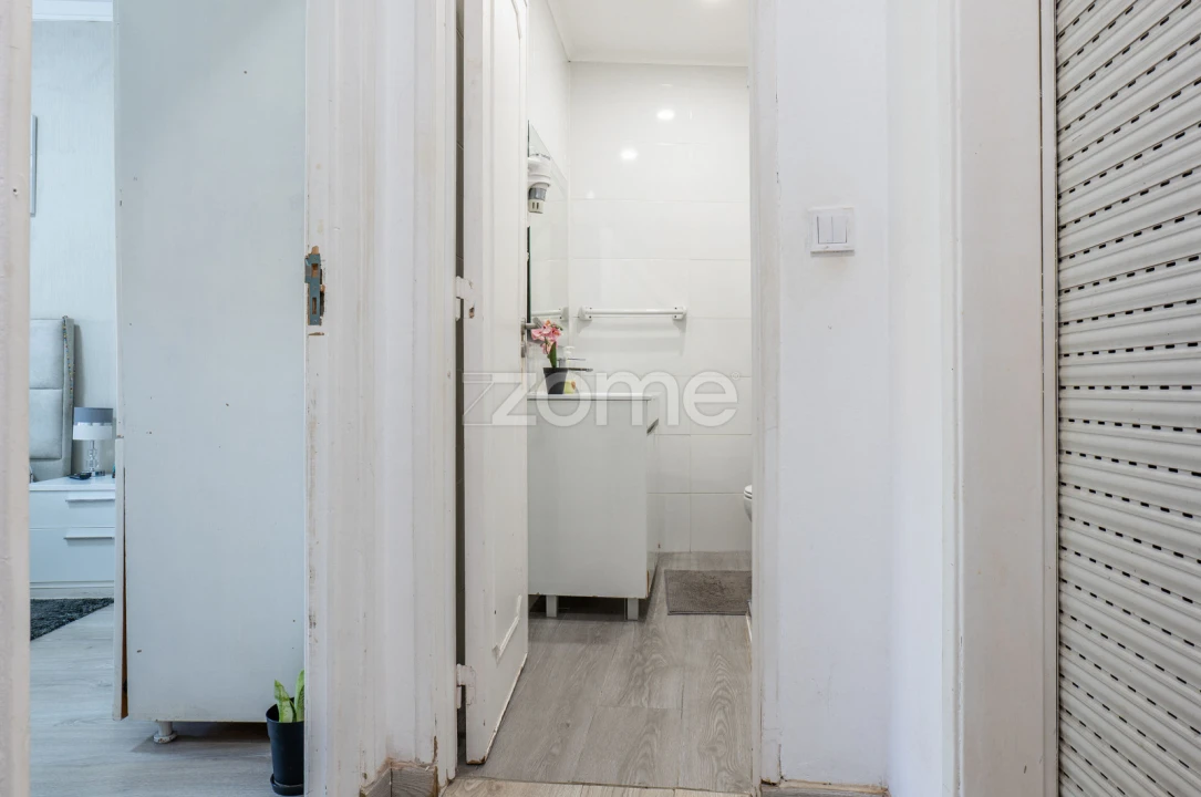 Apartamento T2 para Venda em Laranjeiro e Feijó Foto 7