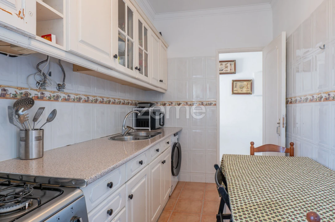 Apartamento T2 para Venda em Laranjeiro e Feijó Foto 12