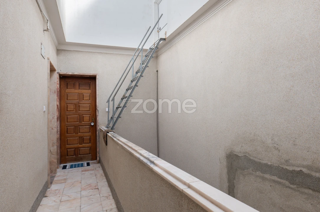 Apartamento T2 para Venda em Laranjeiro e Feijó Foto 19