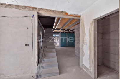 Moradia T1 para Venda em Vale da Pedra