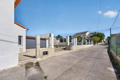 Moradia T1 para Venda em Vale da Pedra