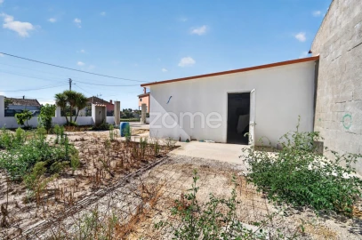 Moradia T1 para Venda em Vale da Pedra