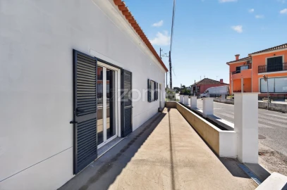 Moradia T1 para Venda em Vale da Pedra