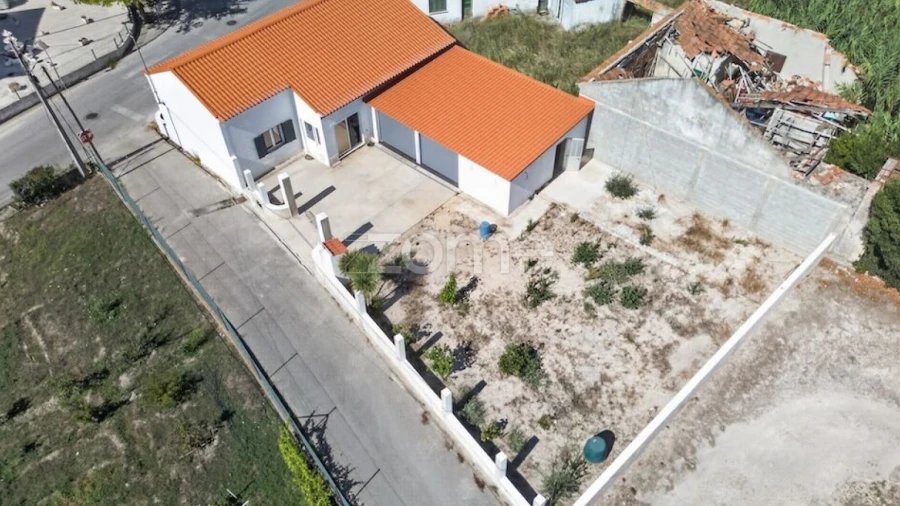Moradia T1 para Venda em Vale da Pedra