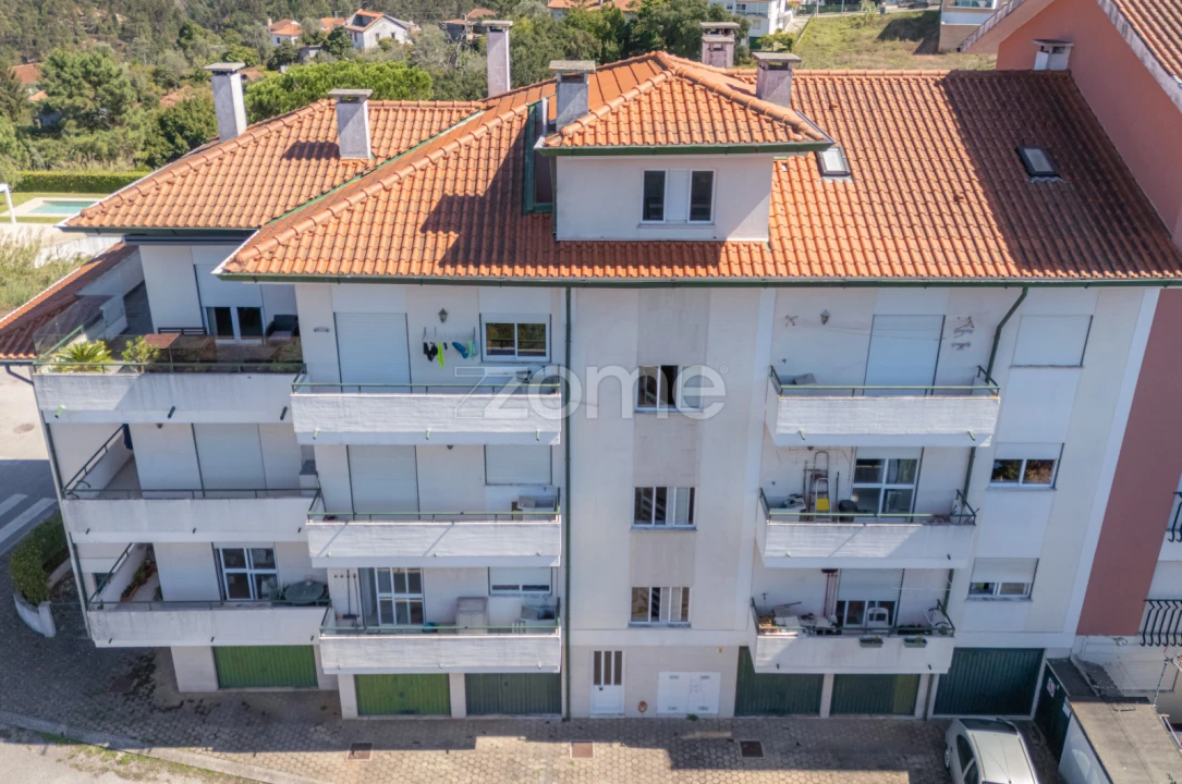 Apartamento T2 para Venda em Santo Antonio dos Olivais Foto 3