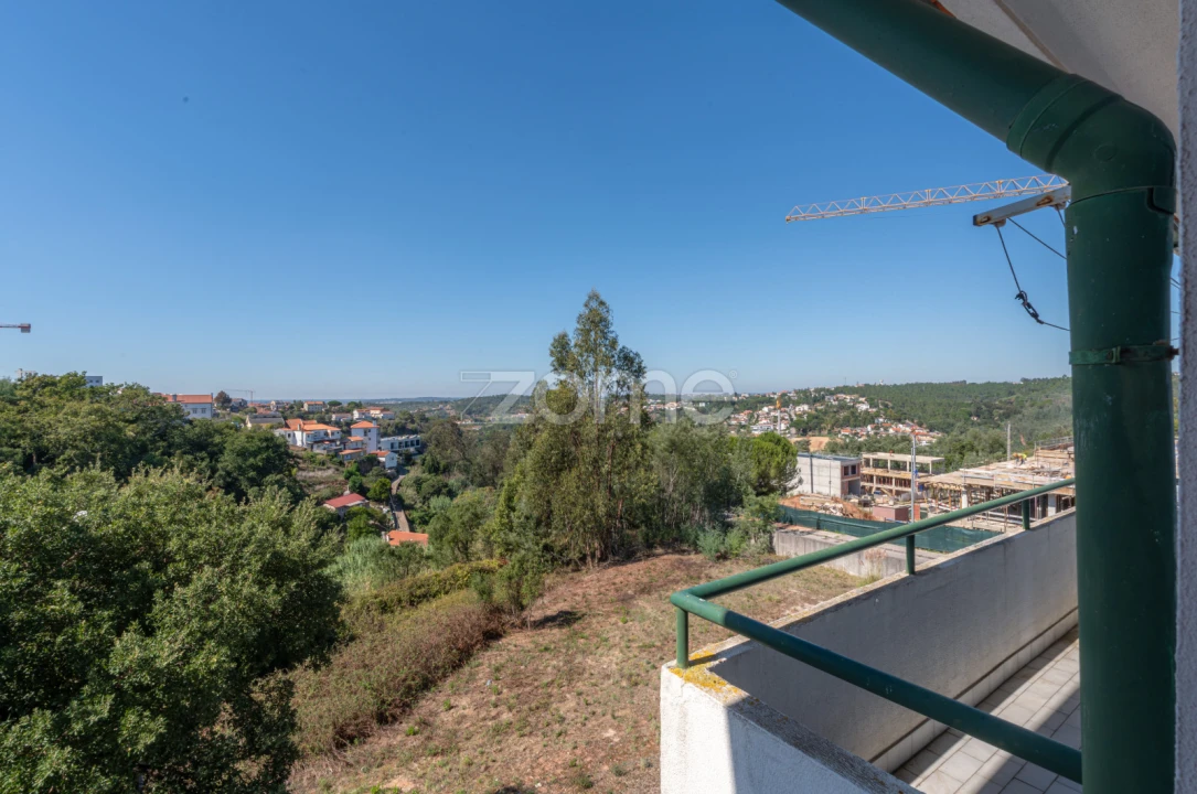 Apartamento T2 para Venda em Santo Antonio dos Olivais Foto 18