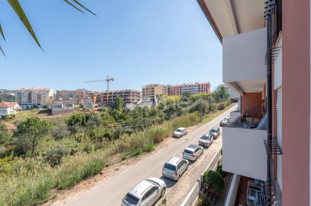 Apartamento T2 para Venda em Santo Antonio dos Olivais Foto 21