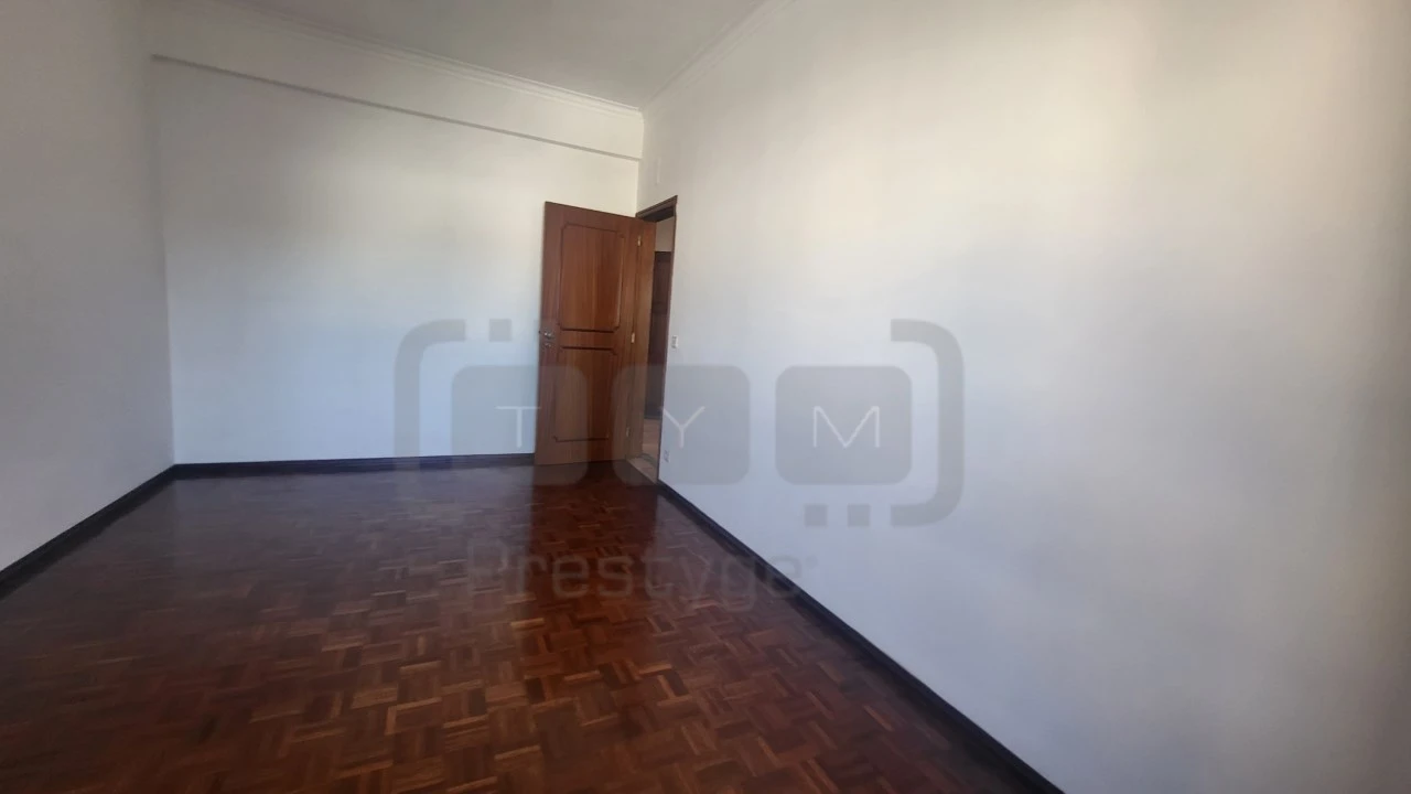 Apartamento T2 para Venda em São João Baptista e Santa Maria dos Olivais Foto 5