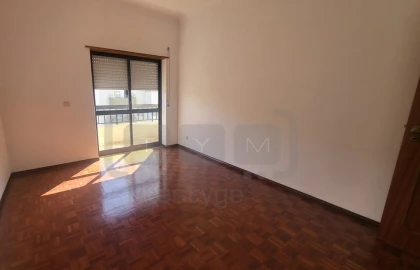 Apartamento T2 para Venda em São João Baptista e Santa Maria dos Olivais
