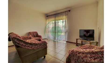 Apartamento T2 para Arrendamento em Tavarede