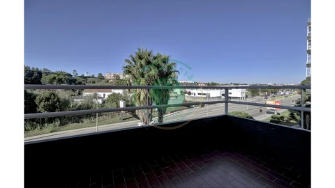 Apartamento T2 para Arrendamento em Tavarede