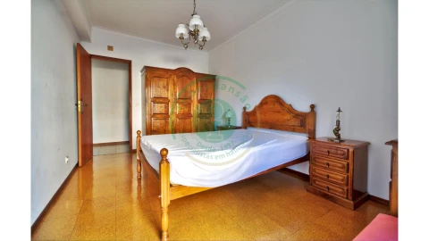 Apartamento T2 para Arrendamento em Tavarede