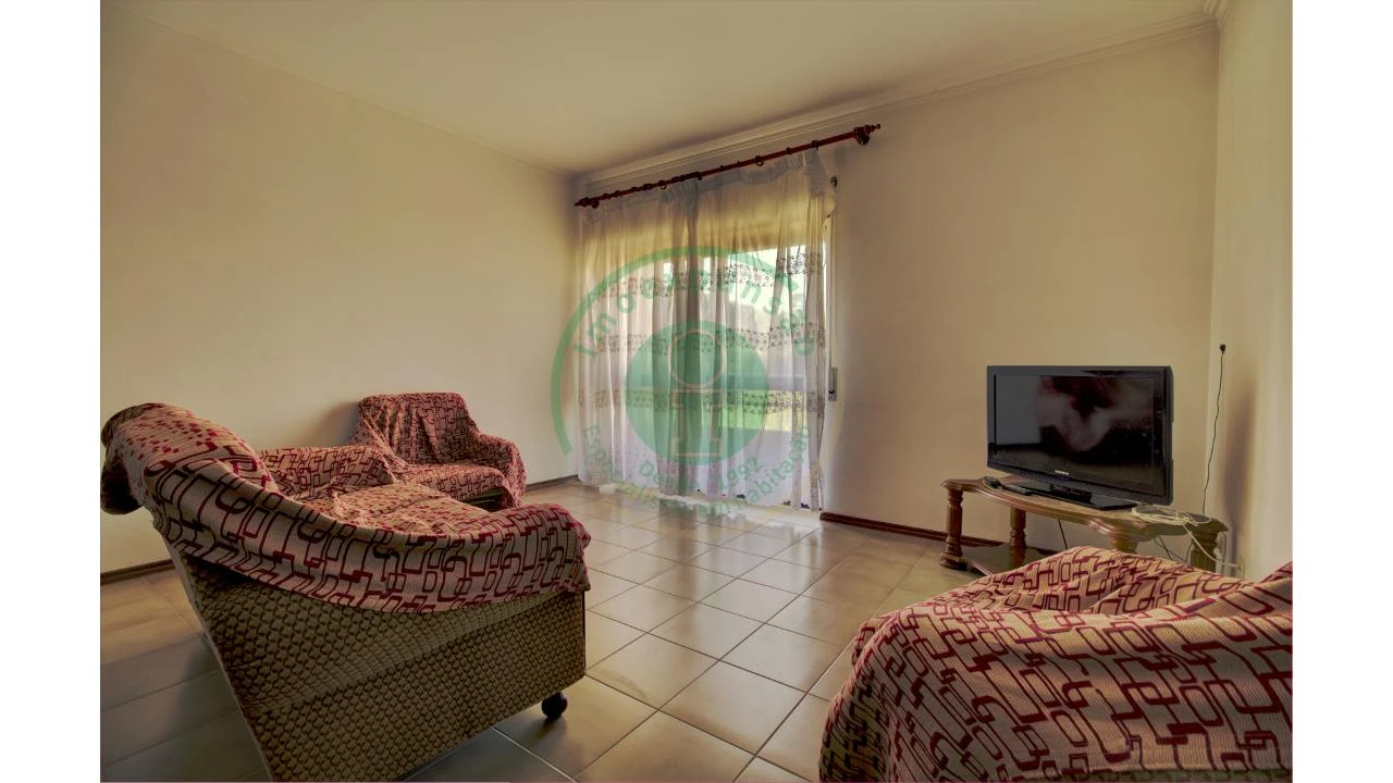 Apartamento T2 para Arrendamento em Tavarede Foto 3