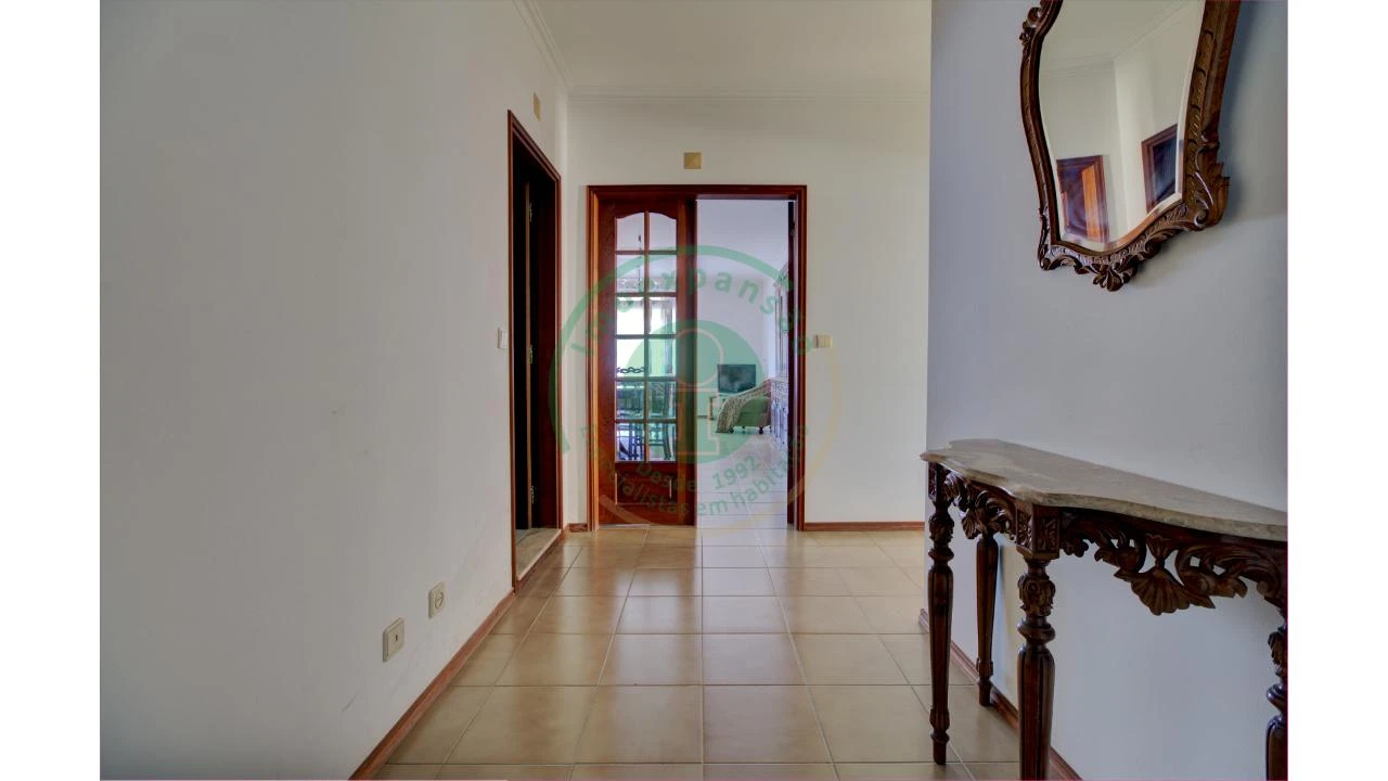 Apartamento T2 para Arrendamento em Tavarede Foto 7
