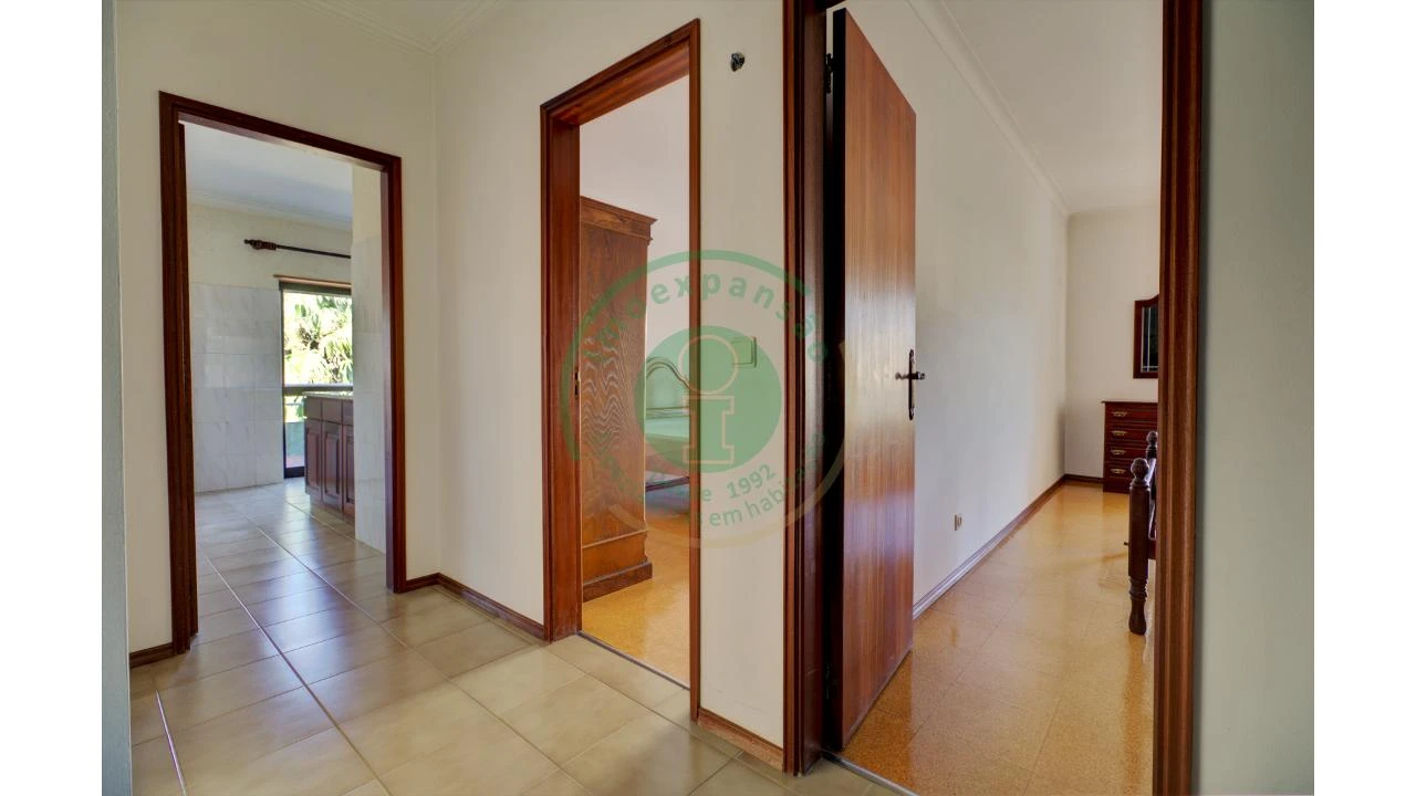 Apartamento T2 para Arrendamento em Tavarede Foto 8