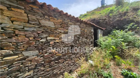 Moradia T1 para Venda em Pomares