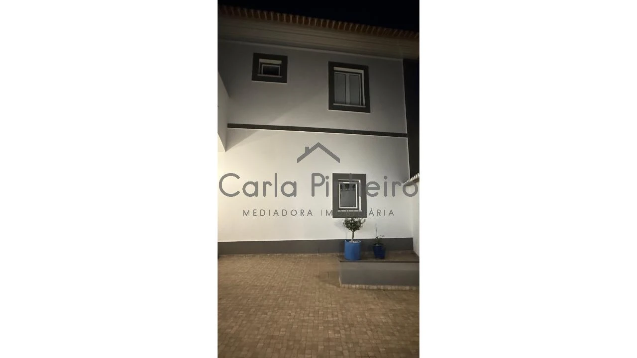Moradia T4 para Venda em Cercal Foto 12