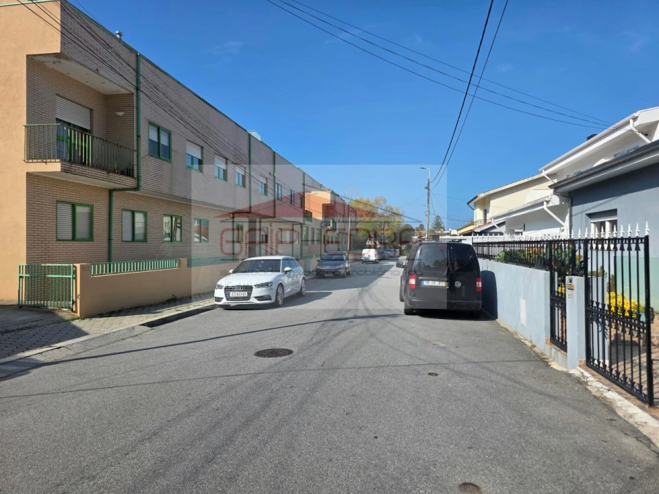 Apartamento T2 para Venda em Madalena Foto 1