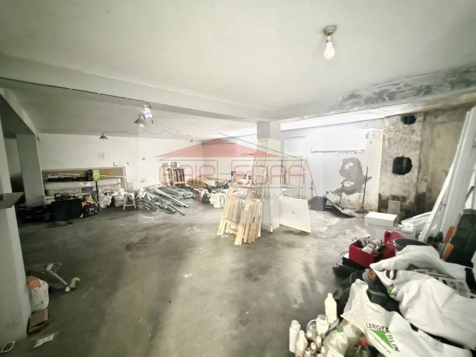 Garagem para Venda em Ermesinde Foto 5