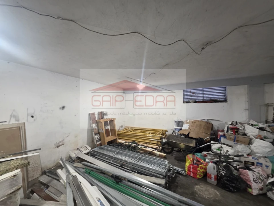 Garagem para Venda em Ermesinde Foto 9
