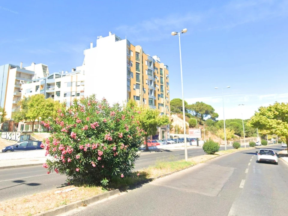 Apartamento T3 para Venda em Laranjeiro e Feijó Foto 27