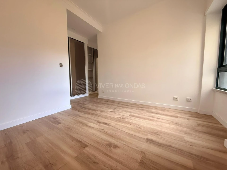 Apartamento T3 para Venda em Laranjeiro e Feijó Foto 14