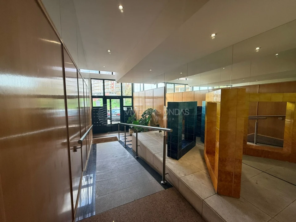 Apartamento T3 para Venda em Laranjeiro e Feijó Foto 24