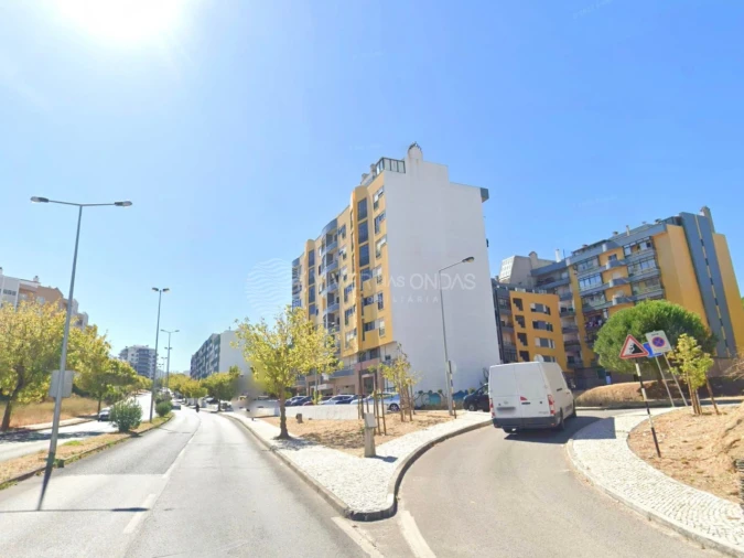 Apartamento T3 para Venda em Laranjeiro e Feijó Foto 28