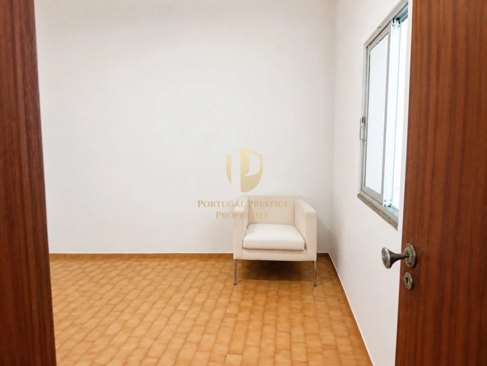 Moradia T4 para Venda em Conceição e Estoi Foto 17