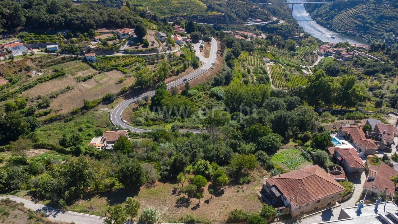 Moradia T1 para Venda em Santa Marinha do Zezere Foto 4