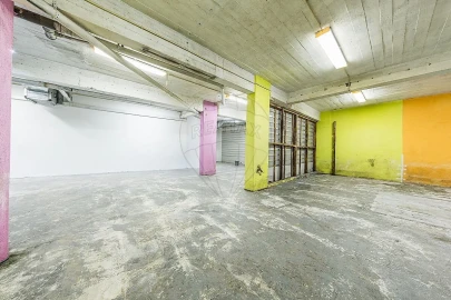 Garagem para Venda em Queluz e Belas