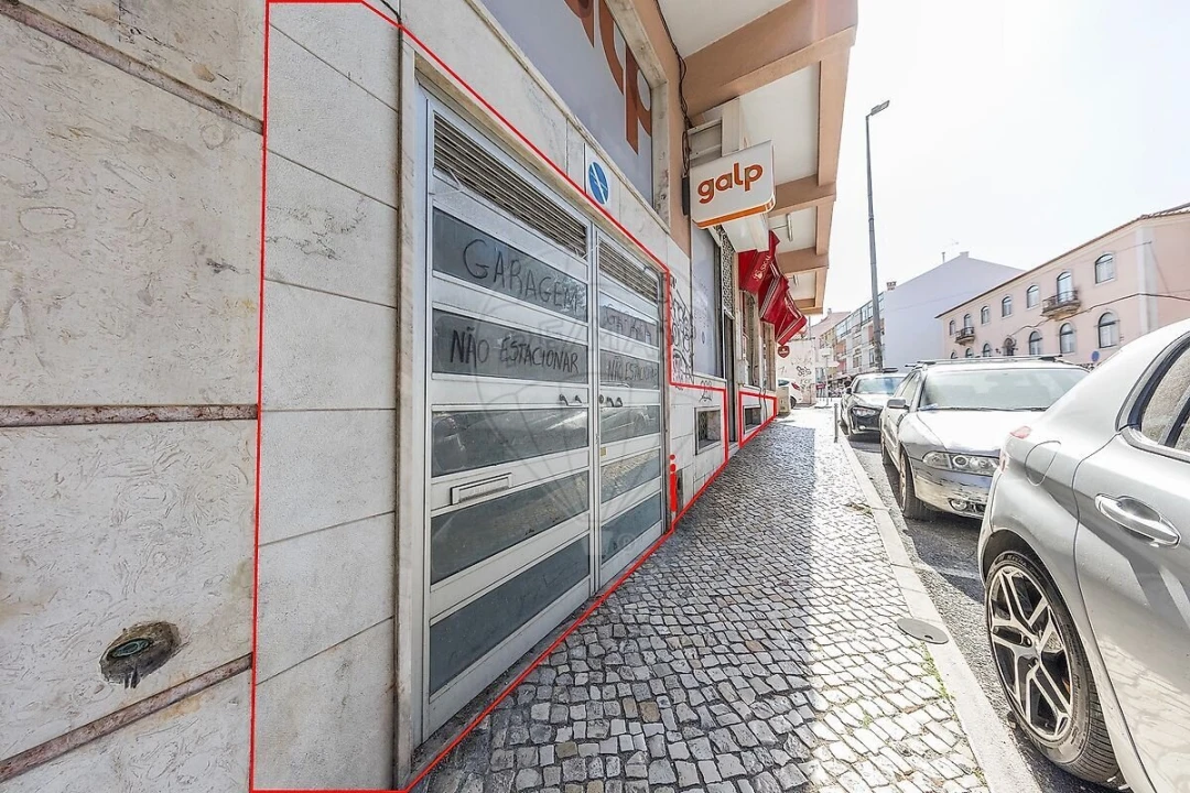 Garagem para Venda em Queluz e Belas Foto 17