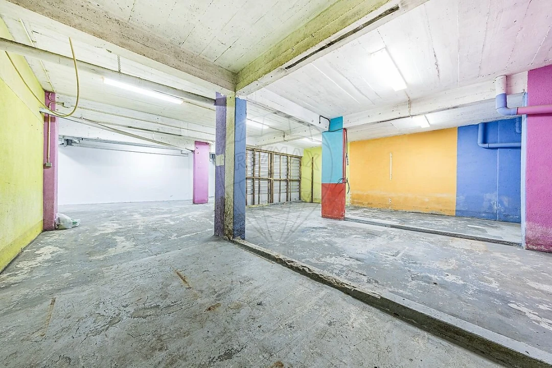Garagem para Venda em Queluz e Belas Foto 3
