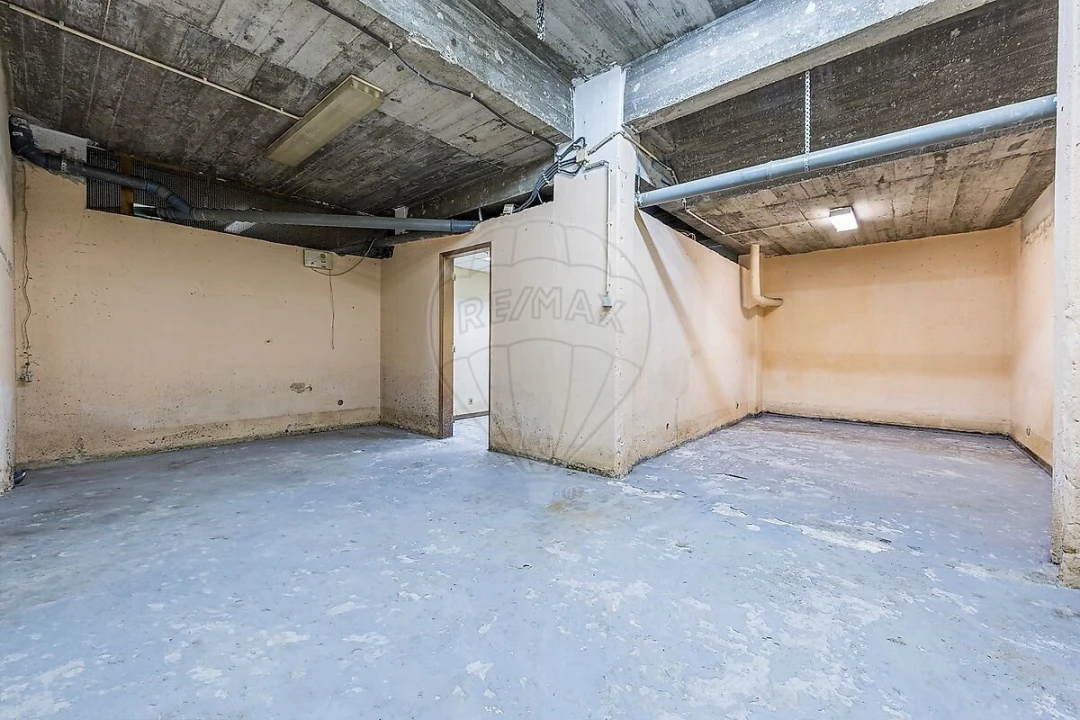 Garagem para Venda em Queluz e Belas Foto 12