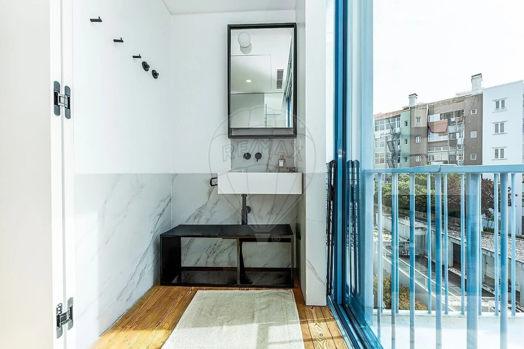 Apartamento T2 para Venda em Avenidas Novas Foto 11