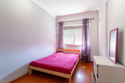 Apartamento T3 para Venda em Almada, Cova da Piedade, Pragal e Cacilhas