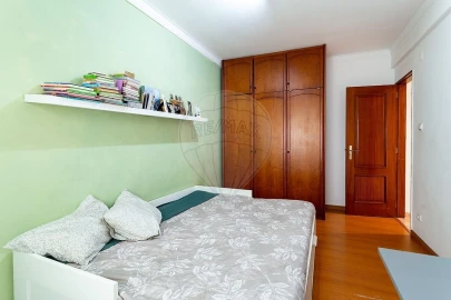 Apartamento T3 para Venda em Almada, Cova da Piedade, Pragal e Cacilhas