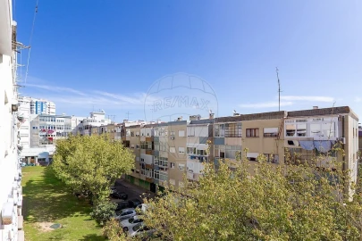 Apartamento T3 para Venda em Almada, Cova da Piedade, Pragal e Cacilhas