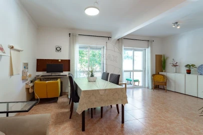 Apartamento T3 para Venda em Almada, Cova da Piedade, Pragal e Cacilhas