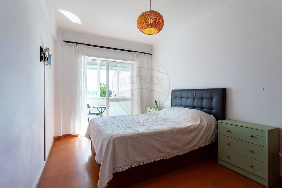 Apartamento T3 para Venda em Almada, Cova da Piedade, Pragal e Cacilhas Foto 29
