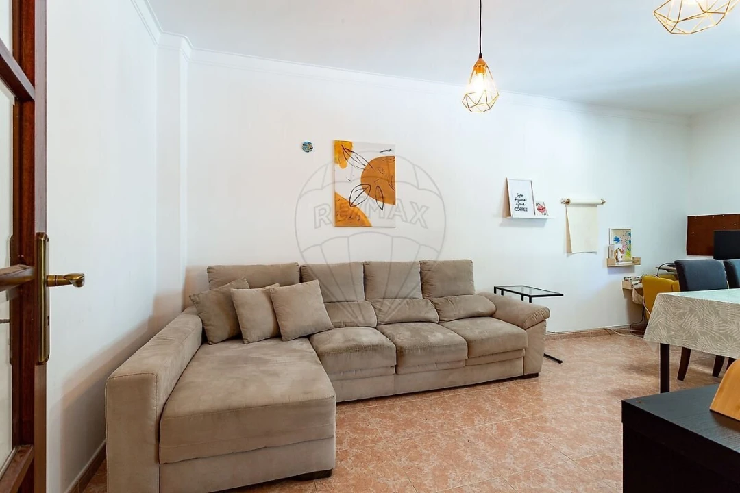 Apartamento T3 para Venda em Almada, Cova da Piedade, Pragal e Cacilhas Foto 2