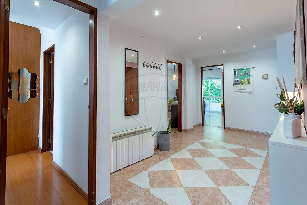 Apartamento T3 para Venda em Almada, Cova da Piedade, Pragal e Cacilhas Foto 20