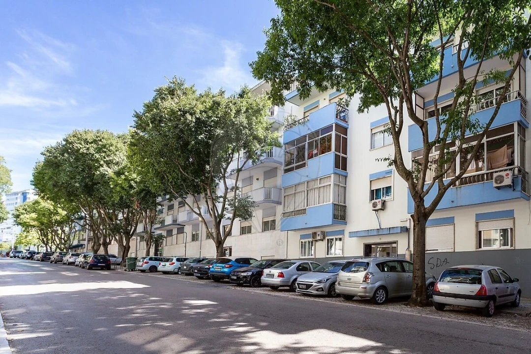 Apartamento T3 para Venda em Almada, Cova da Piedade, Pragal e Cacilhas Foto 43