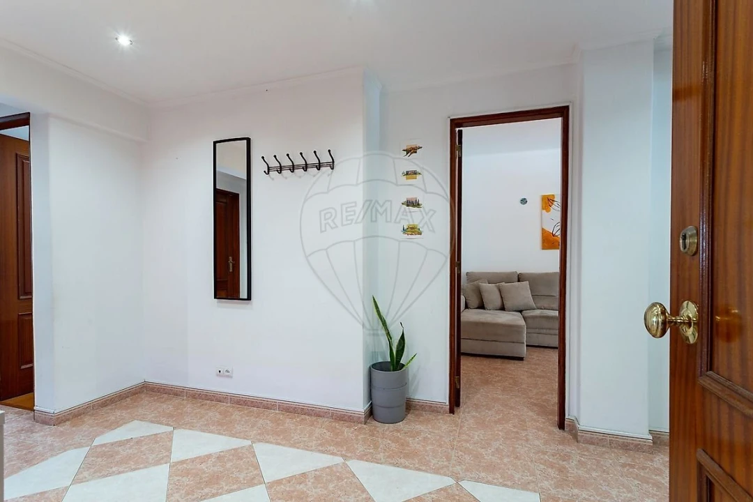 Apartamento T3 para Venda em Almada, Cova da Piedade, Pragal e Cacilhas Foto 11